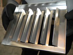 钣金加工企业如何通过引进自动化折弯成型设备降低生产成本,提高产品质量?-中山金年会官网-金年会(中国)一站式服务官网-金年会官网-金年会(中国)一站式服务官网 钣金加工企业如何通过引进自动化折弯成型设备降低生产成本,提高产品质量?-中山金年会官网-金年会(中国)一站式服务官网-金年会官网-金年会(中国)一站式服务官网