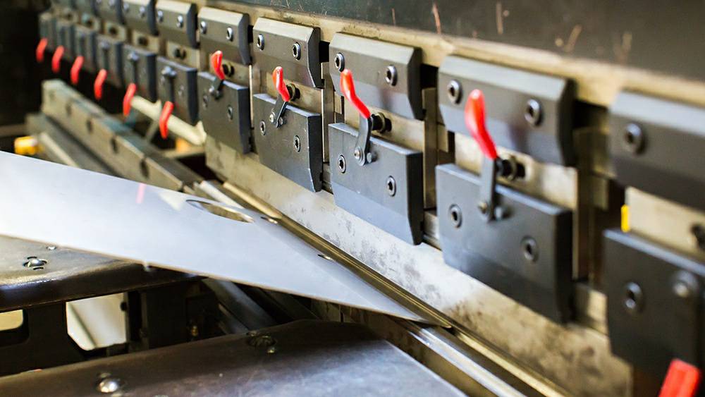 制作钣金加工项目都有哪些基础设备？-金年会官网-金年会(中国)一站式服务官网